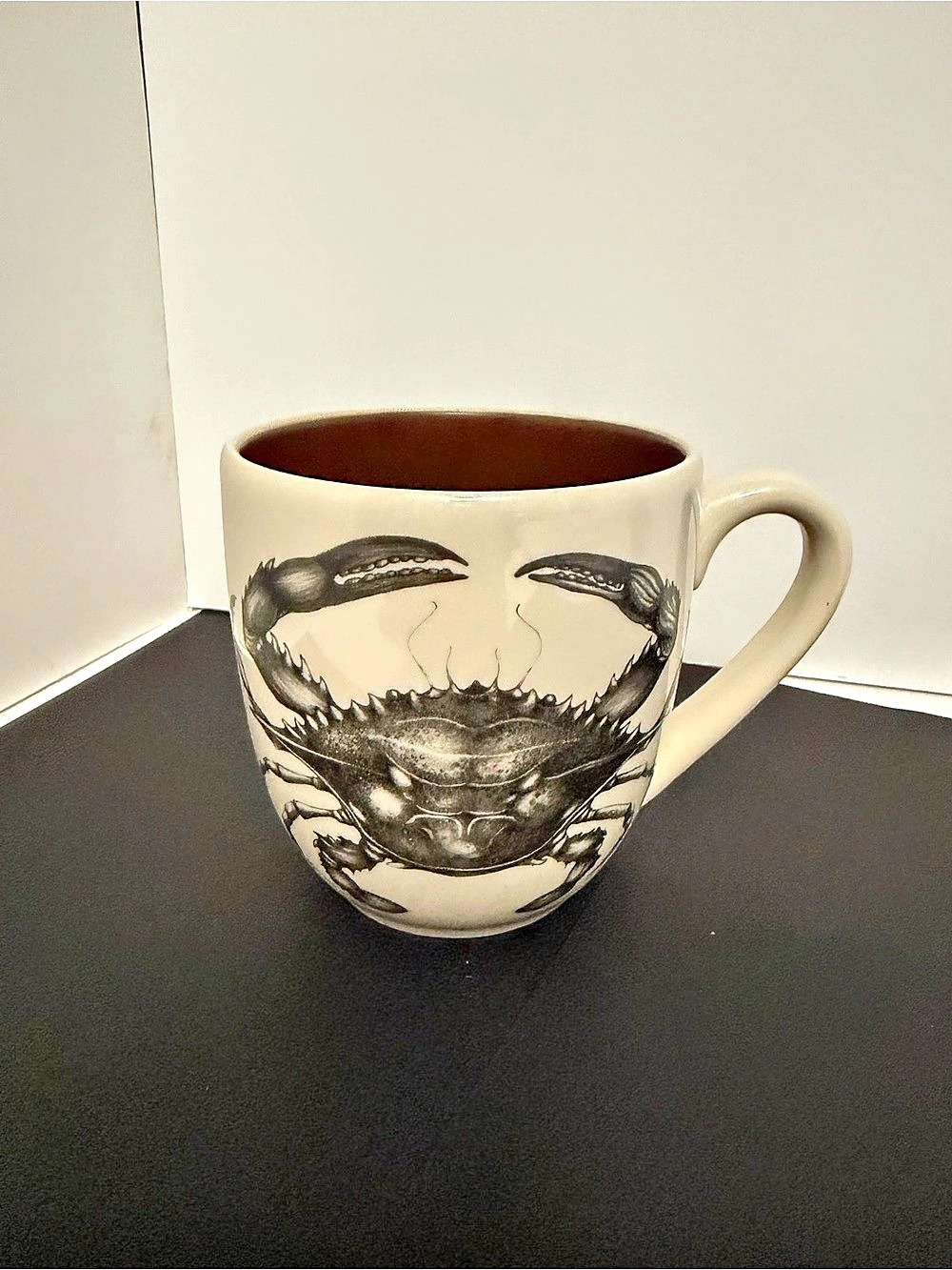 Laura Zindel Mug: Blue Crab White & Black
